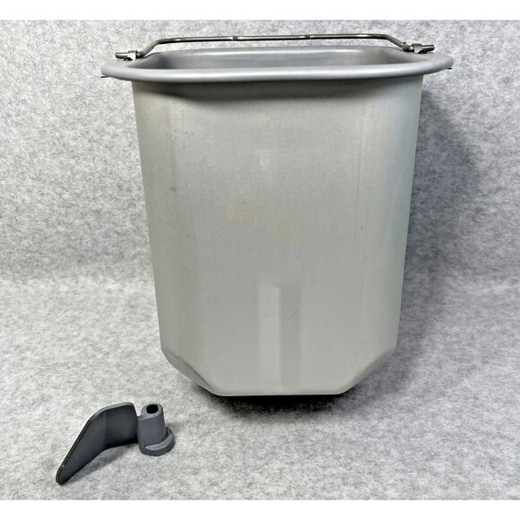 Hitachi Home Bakery Bread Maker Model HB-D103 Pan + Paddle Part Replacement READ - Picture 1 of 16